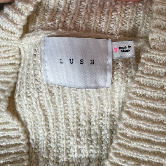 Lush Sweater - Picture 4 of 10